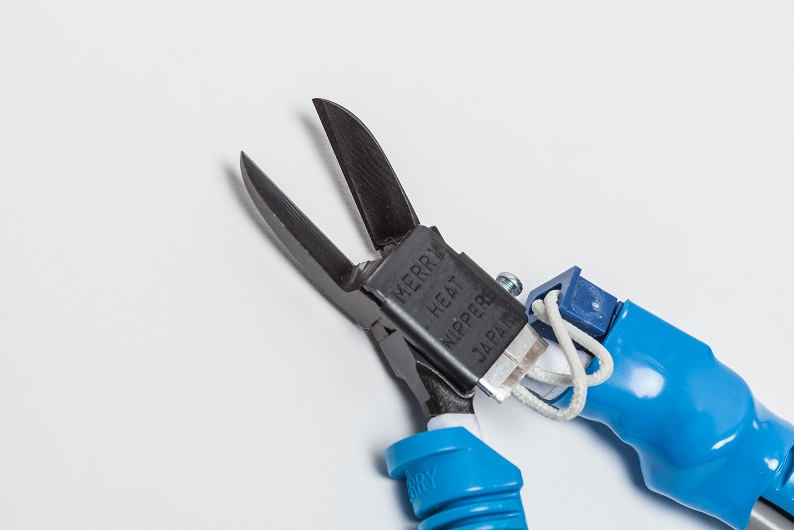 Alicate de Corte Aquecido - Longo