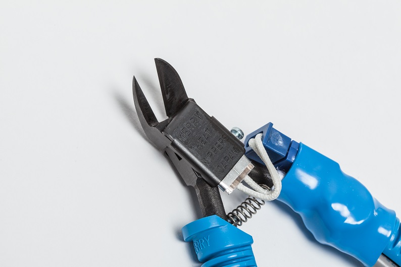 Alicate de Corte Aquecido -  Ângulo