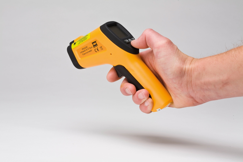 KIT TERMÓMETRO INFRAVERMELHO E SONDA