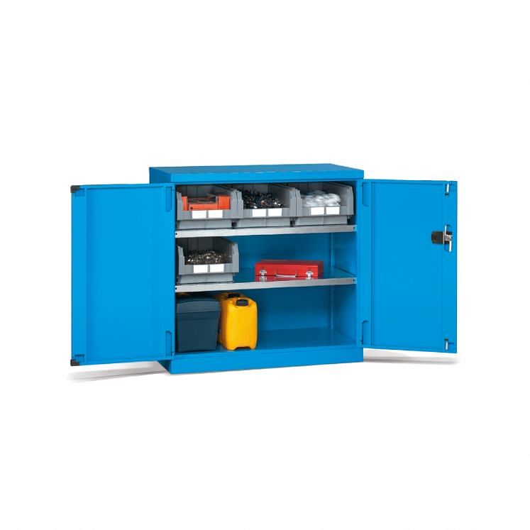 ARMÁRIO COM PORTAS DOBRADIÇAS P3111